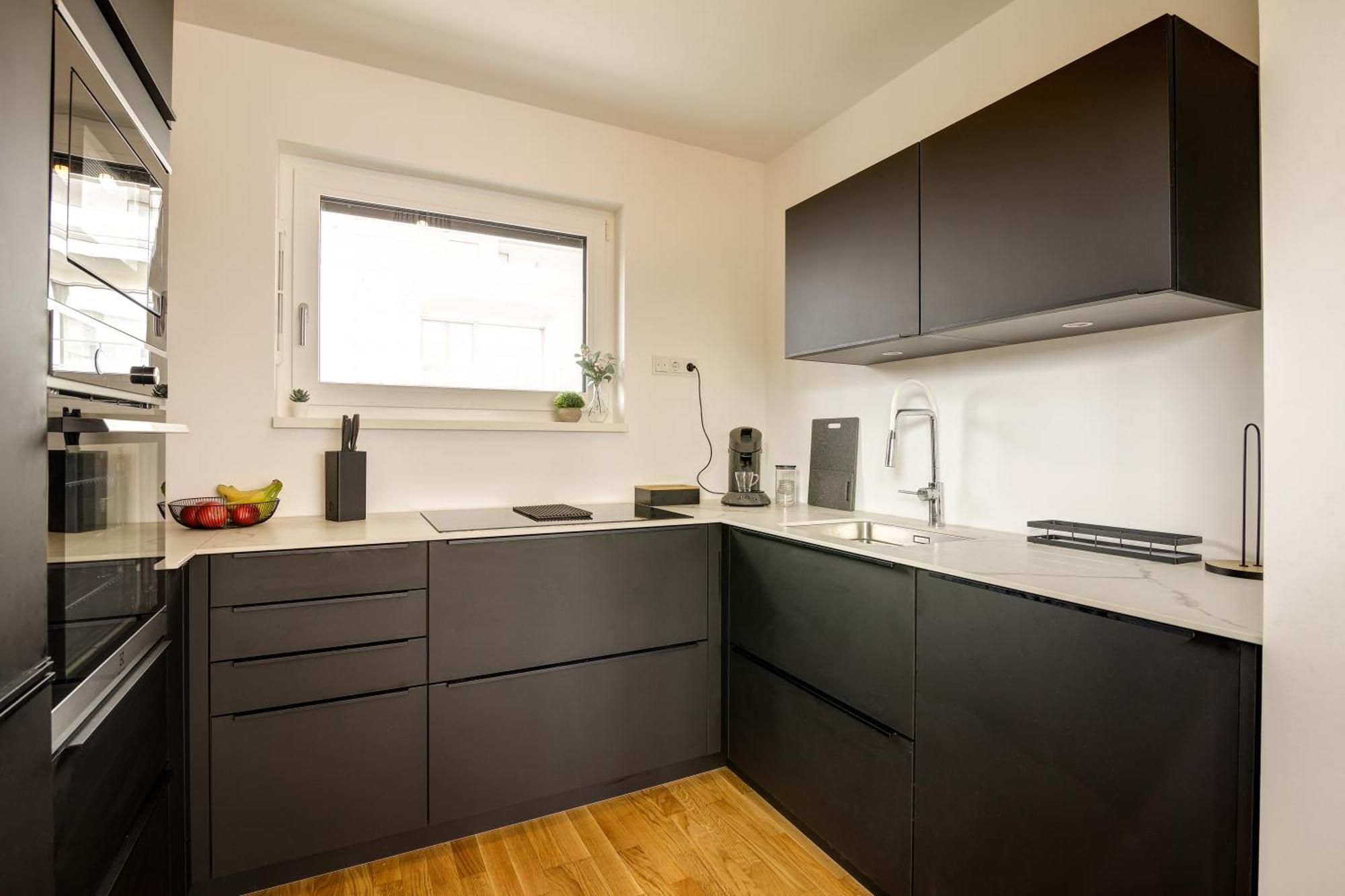Exklusive 3-Zimmer Luxus-Maisonette In Hochheim - Naehe Frankfurt Flughafen, Wiesbaden Und Mainz هوتشهيم ام ماين المظهر الخارجي الصورة