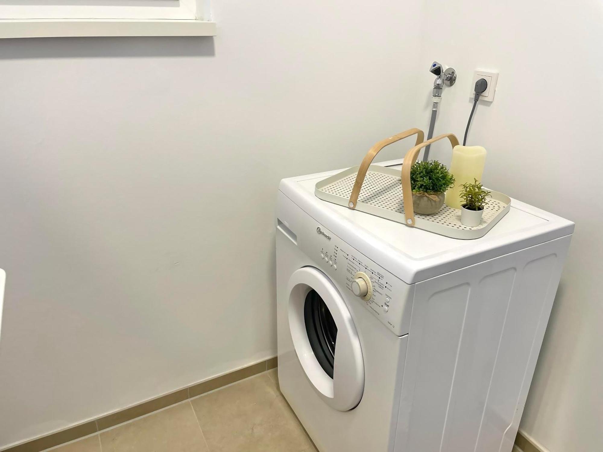 Exklusive 3-Zimmer Luxus-Maisonette In Hochheim - Naehe Frankfurt Flughafen, Wiesbaden Und Mainz هوتشهيم ام ماين المظهر الخارجي الصورة